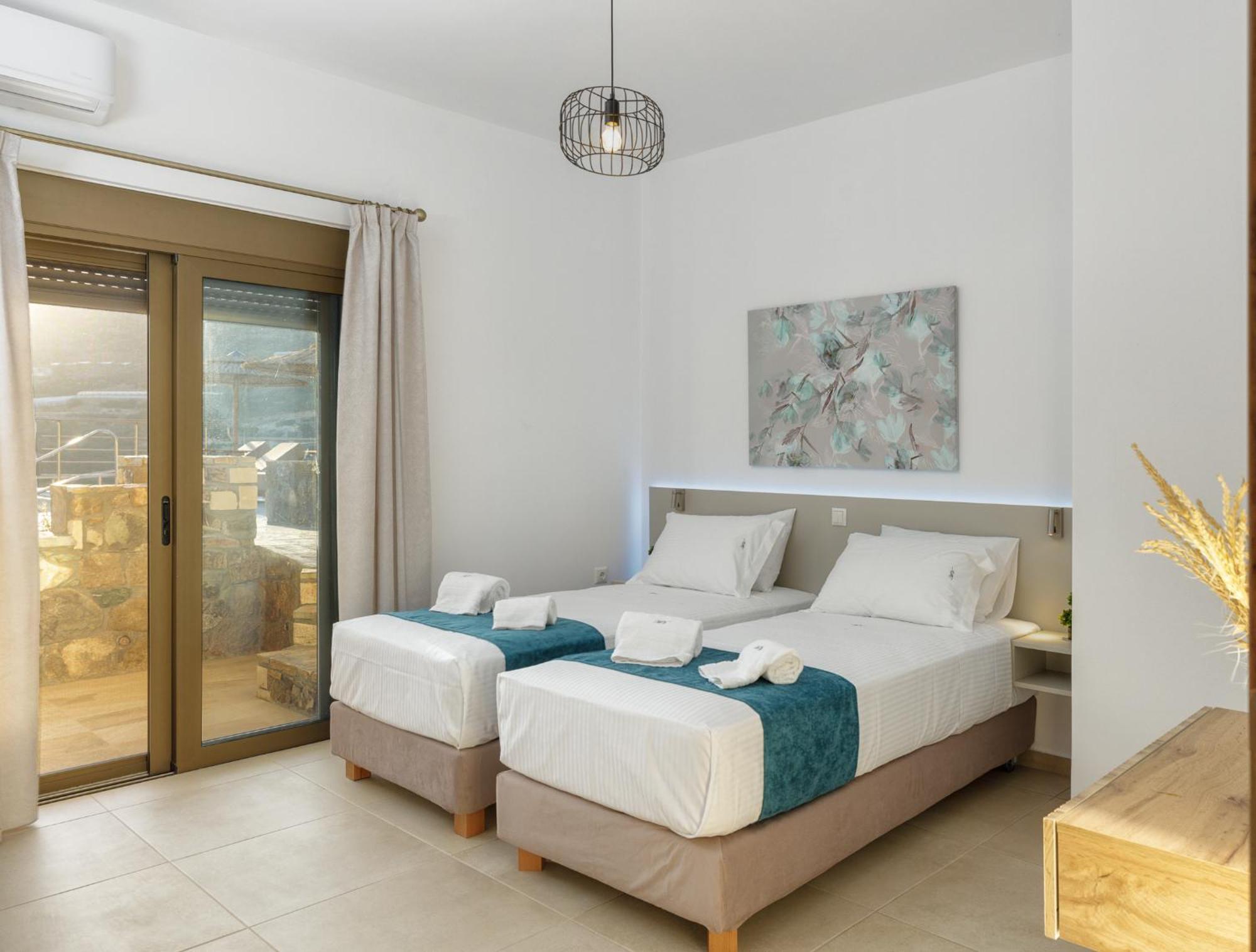 Mediterranean View Villa Makrýgialos 외부 사진